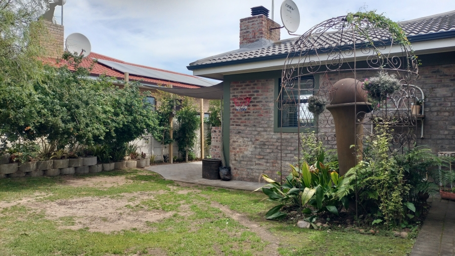 3 Bedroom Property for Sale in Reebok Western Cape
